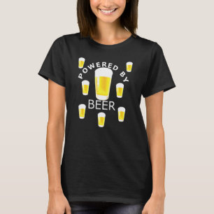 T-shirt Alimenté par des verres de bière de conception de