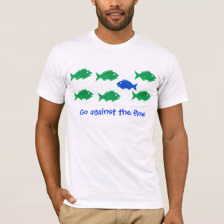 T-shirt Allez à l'encontre l'écoulement