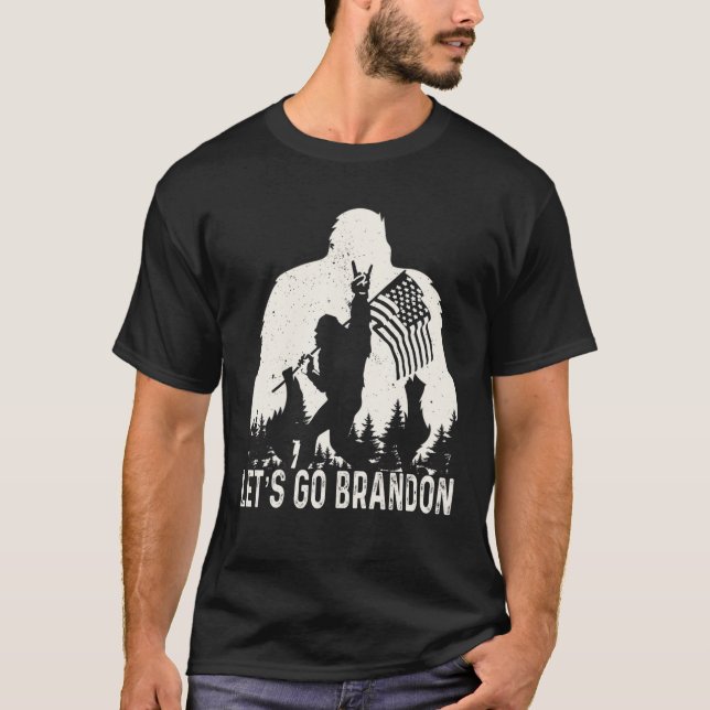 T-shirt Allez Brandon Camping Bigfoot Rock Et Roulez-nous (Devant)