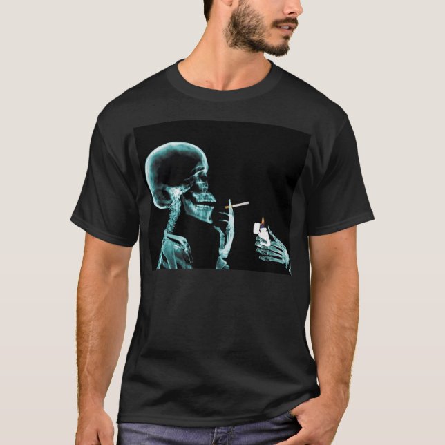 T-shirt allumez un skeloton de rayon X de fumée (Devant)