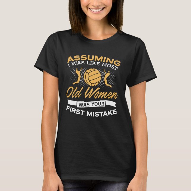 T-shirt Amants drôles de volleyball de dames âgées (Devant)