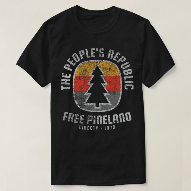 T-shirt American Marauder Free Pineland Camping Badge Prem (Design devant)