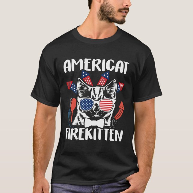 T-shirt Americat firekitten 4th of july cat with firecrack (Devant)