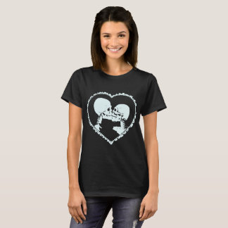 T-shirt amour après tatouage de la mort
