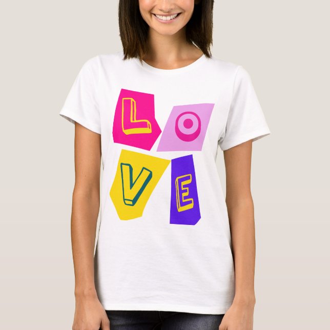 T-shirt "AMOUR" en lettres-blocs (Devant)