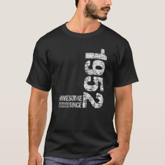 T-shirt Anniversaire Né en 1952 Magnifique depuis 1952 Vin