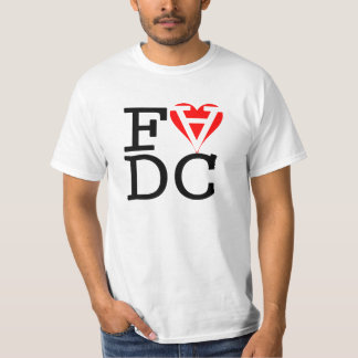T-shirt Annulation de tiret d'amour de foyer par Seb