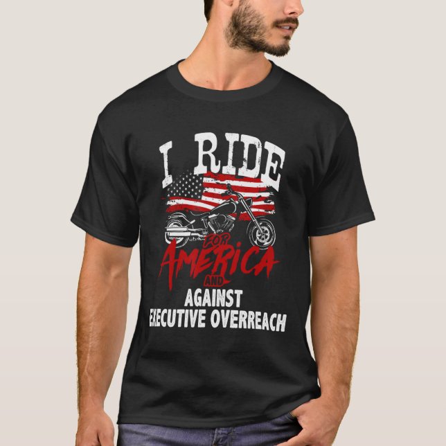 T-shirt Anti Trump Biker Resist Against Executive Overreac (Devant)