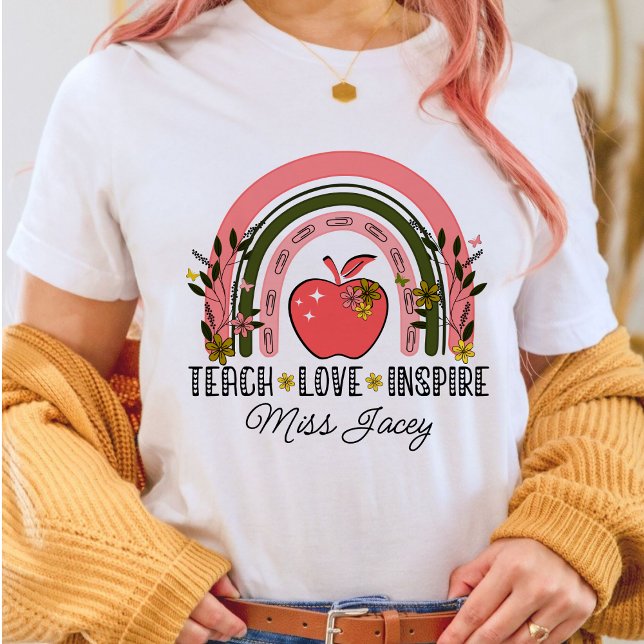 T-shirt Appréciation de l'enseignant de l'arc-en-ciel (TEACH LOVE INSPIRE RAINBOW Personalized Name Teacher shirt, teacher gift, teacher appreciation gifts)