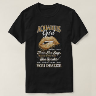 T-shirt Aquarius Girl En Sait Plus Qu'Elle Ne Dit Janvier 