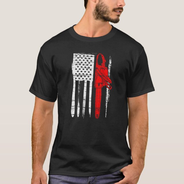 T-shirt Arboriste du drapeau américain Chainsaw Lumberjack (Devant)