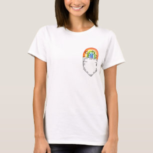 T-shirt Arc en ciel et coeurs dans la poche imprimée