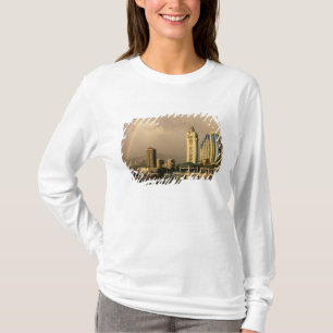 T-shirt Arc-en-ciel sur Honolulu, Hawaï, États-Unis 2