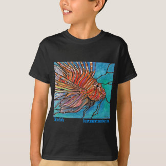 T-shirt Art coloré de style "en verre souillé" de Lionfish