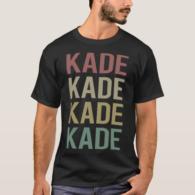 T-shirt Art du texte coloré - Nom de Kade (Devant)