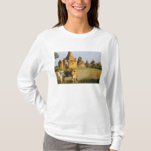 T-shirt Asie, Myanmar (Birmanie), Bagan (Pagan). Un chario