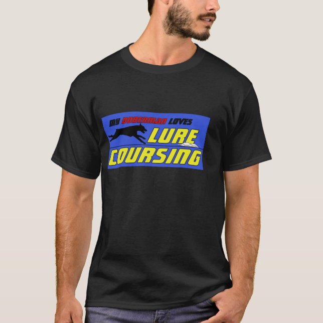 T-shirt Attrait chassant la chemise de dobermann (Devant)