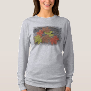T-shirt aux feuilles éparses