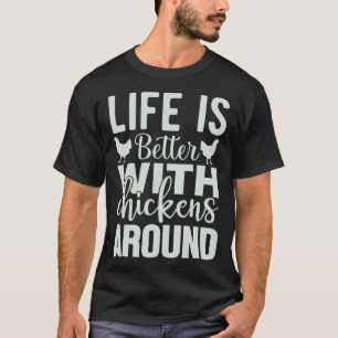 T-shirt avec des poules autour