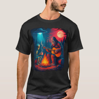 T-shirt Aventure Alien Et Bigfoot Feu De Camp Lune Ufo