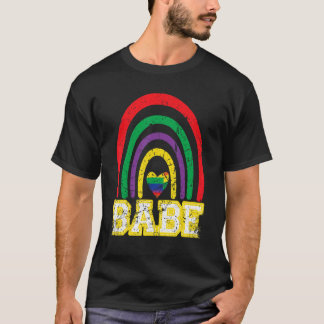 T-shirt Bachelorette de mariée Vintage de Babe Arc en ciel