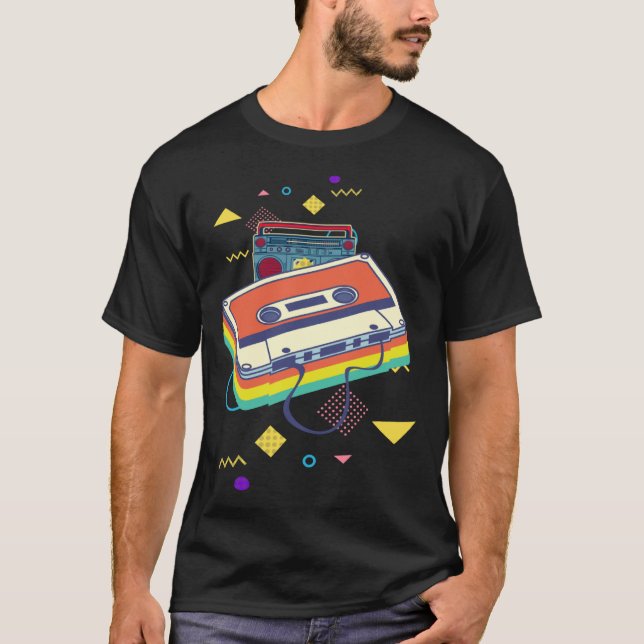 T-shirt Backprint retro cassette and stereo system 80s and (Devant)