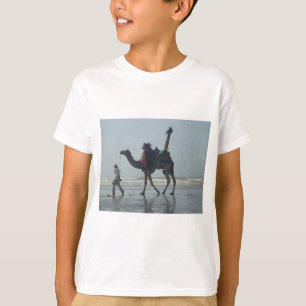 T-shirt Balade en chameaux tribaux : Marée matinale Sables