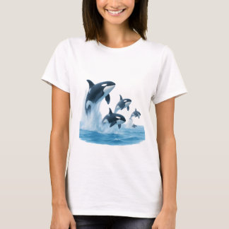 T-shirt Baleines tueuses qui atteignent l'océan bleu clair