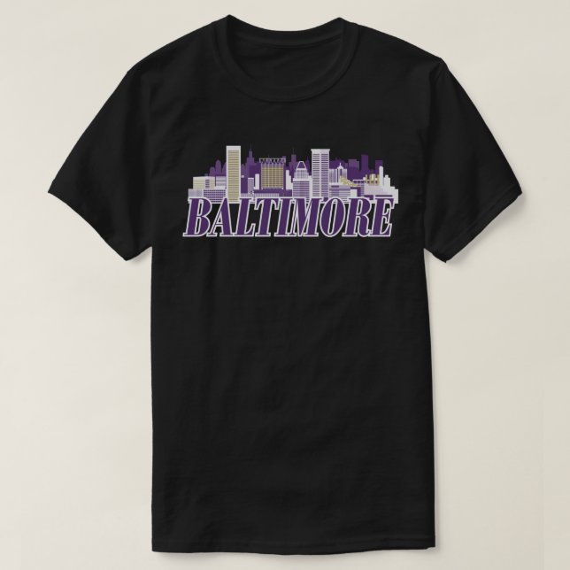 T-shirt Baltimore Skyline Text Purple Gold (Design devant)