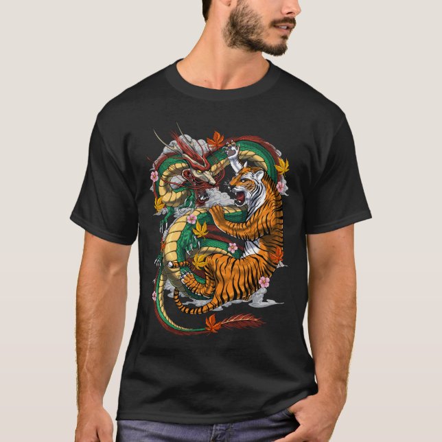 T-shirt Bataille japonaise de Tigre Dragon (Devant)