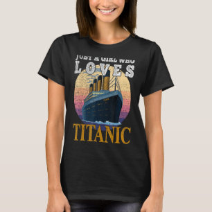 T-shirt Bateau Juste Une Fille Qui Aime Titanic Bateau Tit
