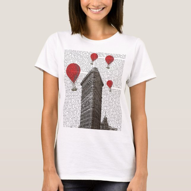 T-shirt Bâtiment en fer plat et ballons rouges à air chaud (Devant)