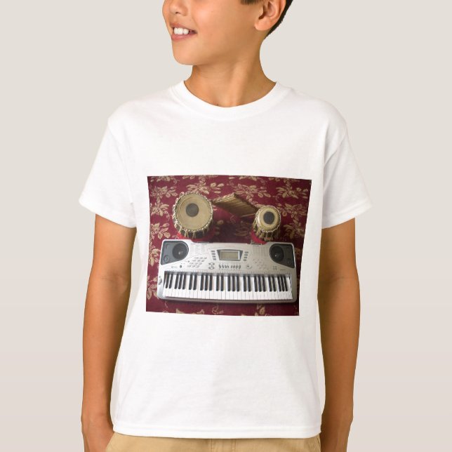 T-shirt Beau Coin Créatif : Tapisserie musicale (Devant)