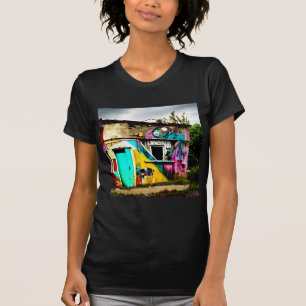 T-shirt Beauté en destruction Graffiti colorés abandonnés