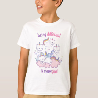 T-shirt Being different is meowgical Funny unicorn cat