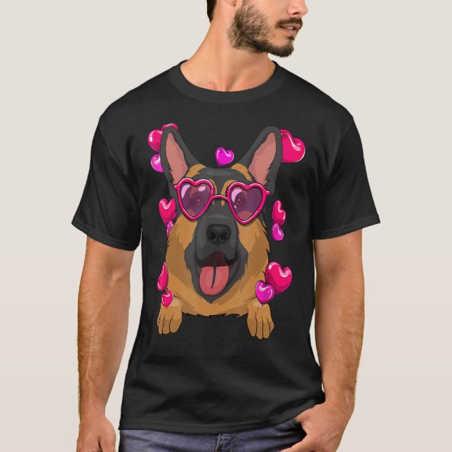 T-shirt Berger allemand Valentines Jour Lunettes de coeur  (Devant)