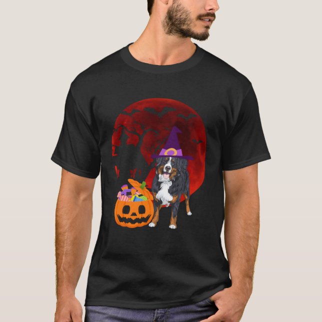 T-shirt Bernese Mountain Dog with witch hat Candy Pumpkin  (Devant)
