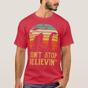 T-shirt Bigfoot à cheval Loch Ness Monster n'arrêtez pas b