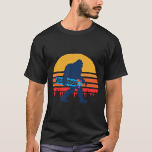 T-shirt Bigfoot avec longboard - Skateboarding