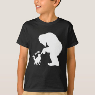 T-shirt Bigfoot Playful Long Haired Cat Boop 