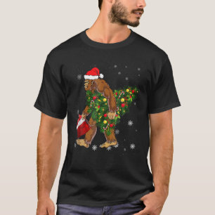 T-shirt Bigfoot portant Noël Arbre Sasquatch Croyant