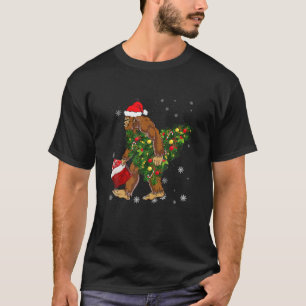 T-shirt Bigfoot portant Noël Arbre Sasquatch Croyant