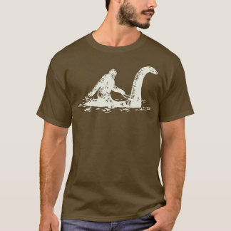 T-shirt Bigfoot Sasquatch Riding