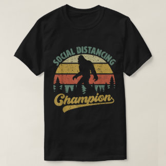 T-shirt Bigfoot Social Distancing Champion Design