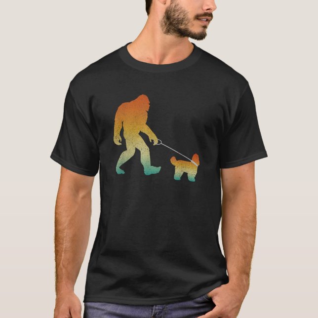 T-shirt Bigfoot Walking Shih Tzu Funny Sasquatch Pet Dog   (Devant)