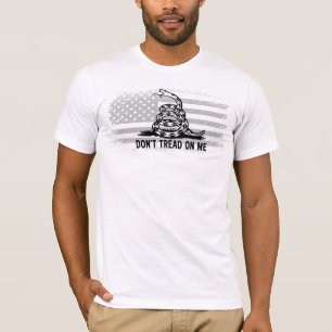 T-shirt Black & White Ne pas me taper sur le drapeau améri