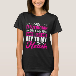 T-shirt Blagues sarcastiques Electricien Petite amie Épous