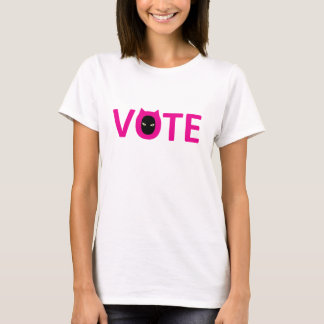T-shirt blanc, mot rose VOTE avec visage de chat e