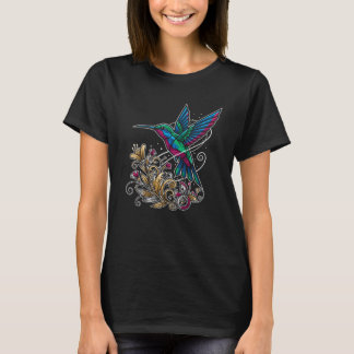 T-shirt Bold Hummingbird Graphic Design - Stylized Floral 
