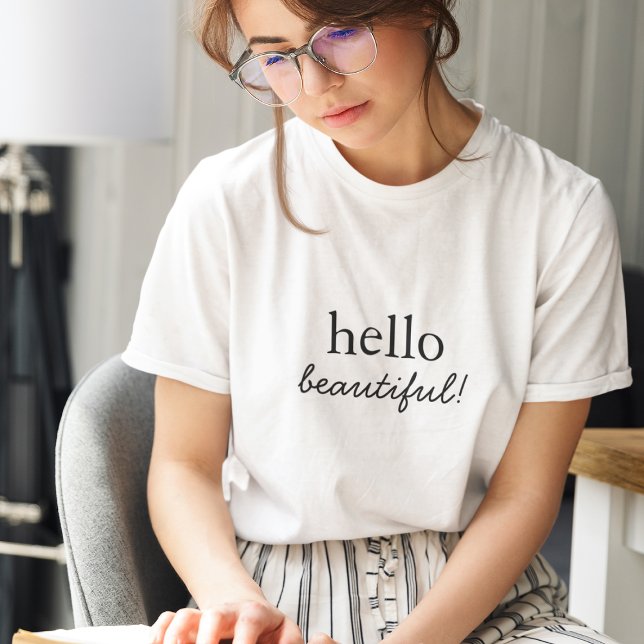 T-shirt Bonjour belle | Script moderne minimaliste élégant (Créateur téléchargé)
